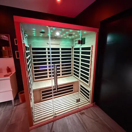 Casa de Férias La Divine House Sauna Balneotherapy
